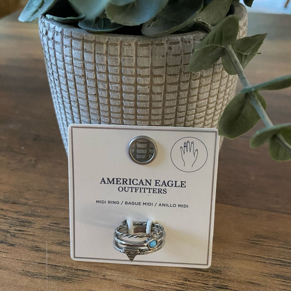 BNWT Vintage American Eagle Outfitters midi ring set